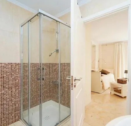 Anastacia Arguineguin