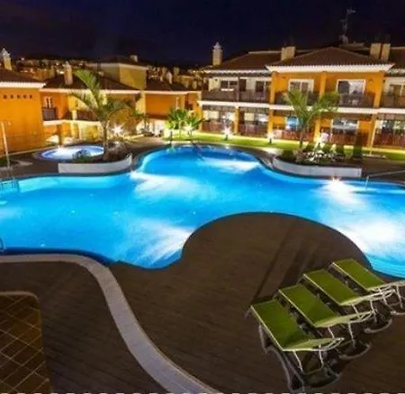 아파트 Anastacia *